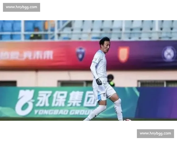 半场战报：申花 1-2 大连英博 吕焯毅世界波点燃赛场